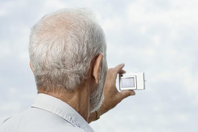 养生变养病，中老年人的这些"毁人"养生法，千万别再做了