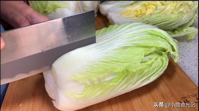 辣白菜秘制配方来了，香辣爽脆，一看就会，在家就能做