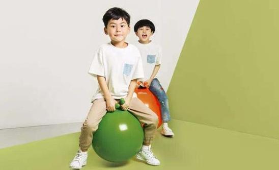「你的育儿经」孩子老是“左右”不分，别急着责怪孩子，或是“感统失调”惹的祸