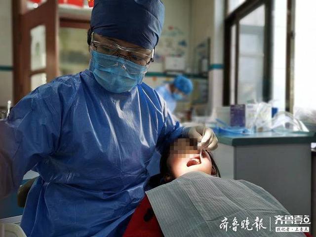 【你的育儿经】每天接诊七八十个孩子，这个假期儿童口腔科医生有点忙
