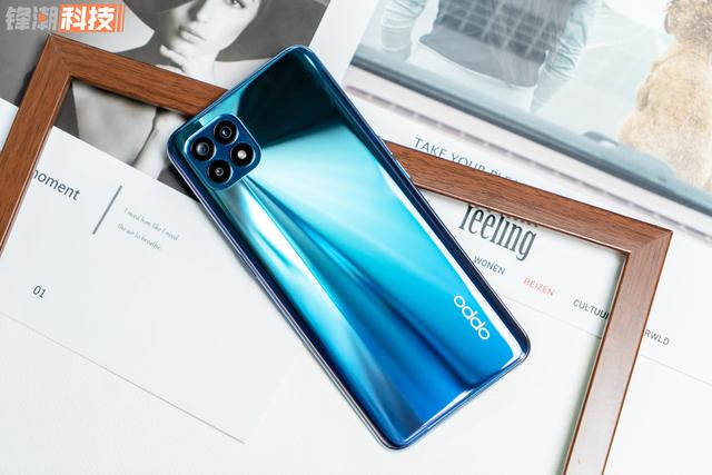 169g 超轻机身，OPPO Reno4 SE 这手感爱了爱了