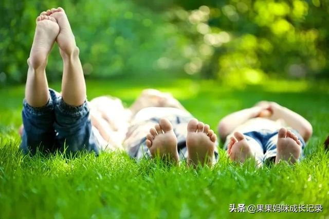 [超级宝妈]控制不住吼孩子，吼完又后悔？果妈支几招，学会这几招有奇效！