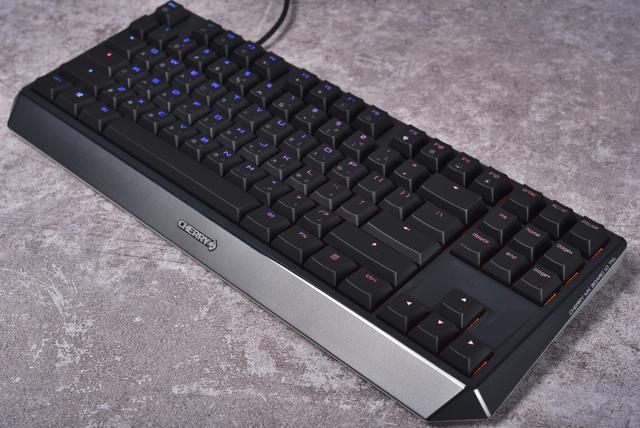 Cherry MX Board三款机械键盘开箱：主流本家信仰