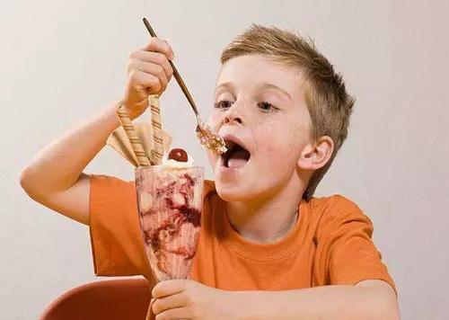 超级宝妈：孩子挑食别不在意，当心是病，这5种原因看看你家宝宝中了吗？