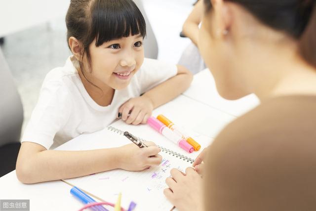 「你的育儿经」孩子学写字也有“最佳年龄”，家长牢记这5点，孩子学得快写得好