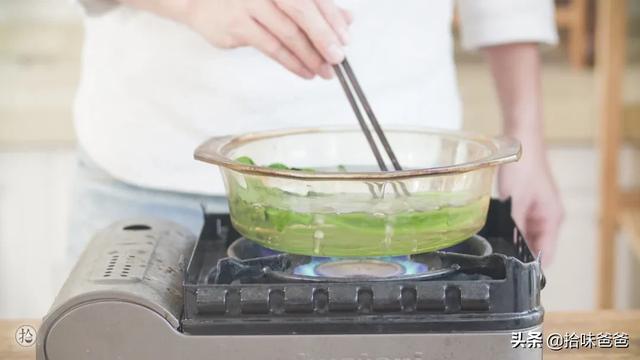 「超级宝妈」焦香四溢透着十足奶香的营养饭团，这么做孩子都爱吃！