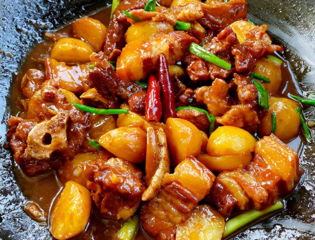 炖排骨时，有人先焯水有人直接炖？厨师长：做错了，教你正确做法