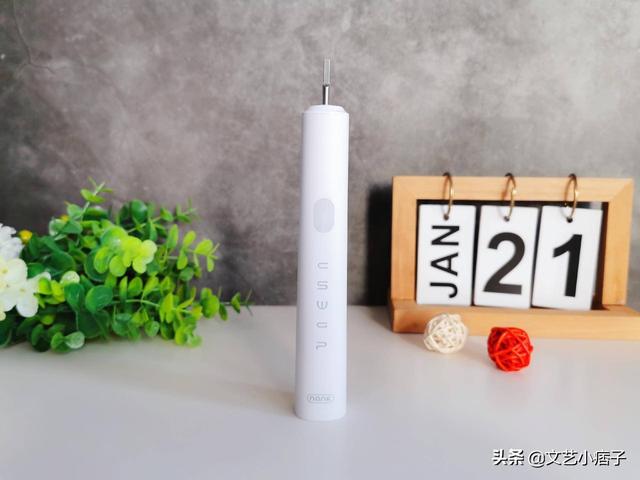 南卡Shiny电动牙刷，开启洁牙新时代