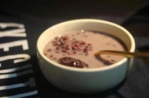 【超级宝妈】12道高端月子餐食谱大全,帮助宝妈排恶露