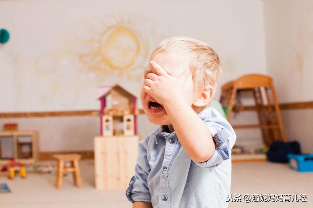「超级宝妈」孩子一哭就烦命令“不准哭”？这种错误的行为会影响孩子的一生