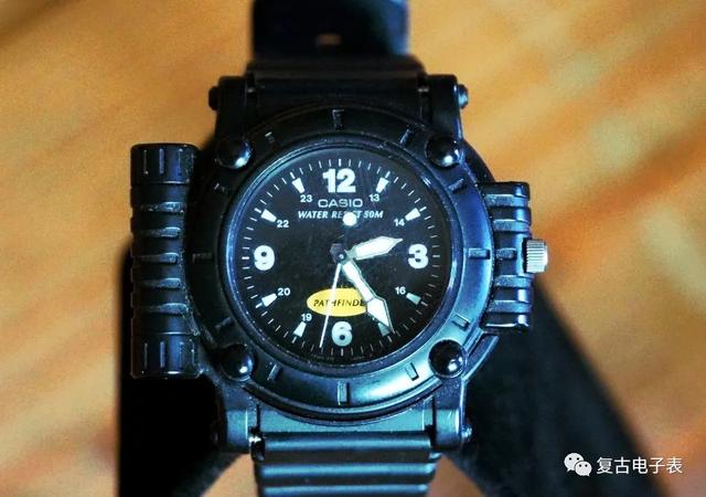 卡西欧探路者全指针物理双重感应器——CASIO WM43