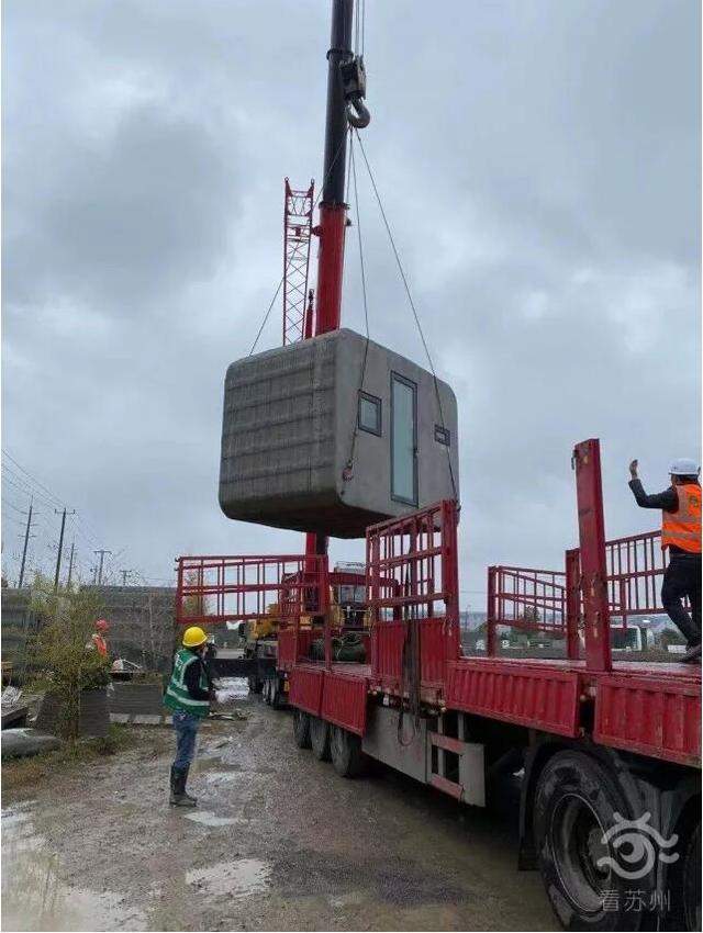 中国江苏网■国内外关注！苏州研发的这台机器人已运抵武汉……