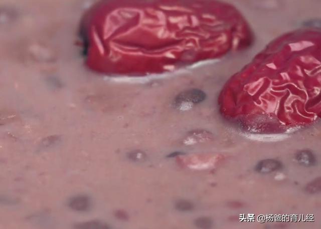 分享一款椰奶红枣红豆汤，甜香丝滑，营养美味，孩子特爱吃