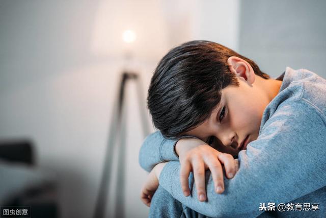 超级宝妈：“为什么别人行我不行？”别以为孩子在顶嘴，你的答案影响他一生