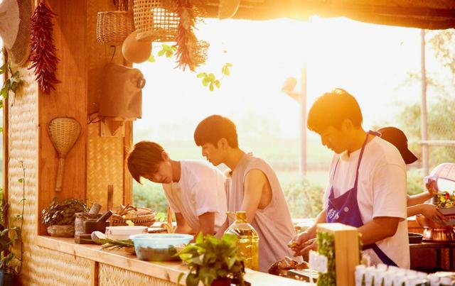 你以为任嘉伦是话痨?那只是掩盖尴尬的方式|影视交流地