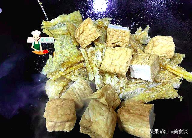 天冷了，炖上一锅这美味，营养又美味，大人孩子都爱吃，温暖过冬
