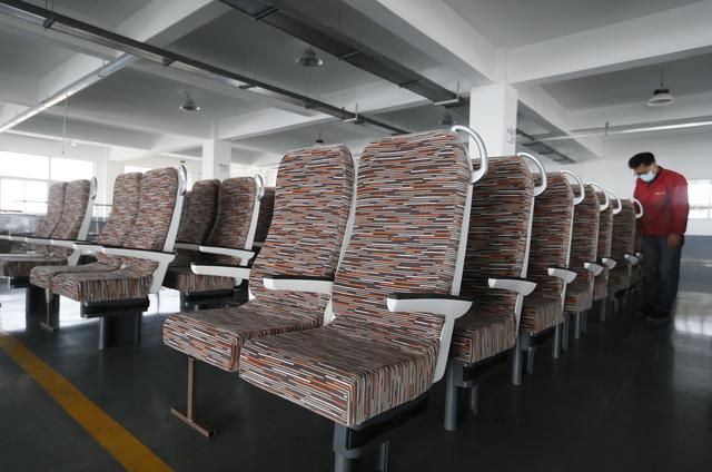 出口韩国|全国首单！即墨造动车座椅“驶”入韩国