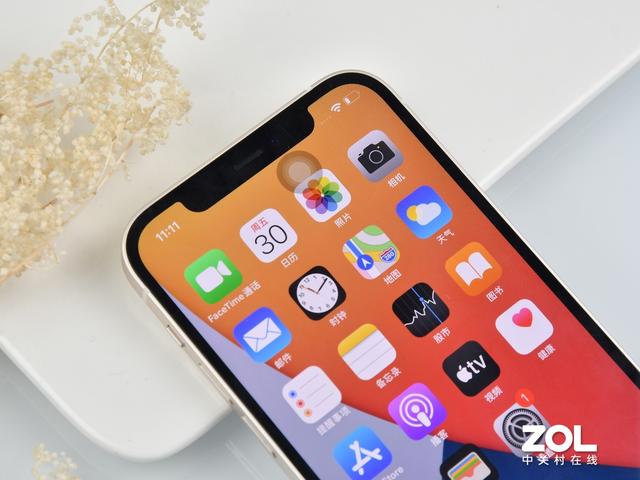 iPhone它变“直”了 iPhone 12白色版图赏