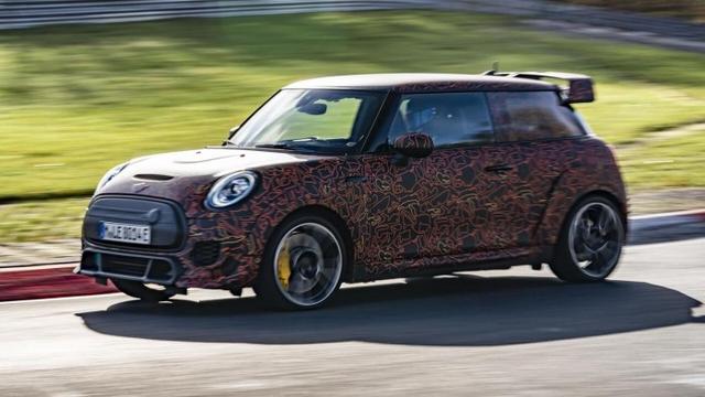 MINI开发全电动John Cooper Works掀背车