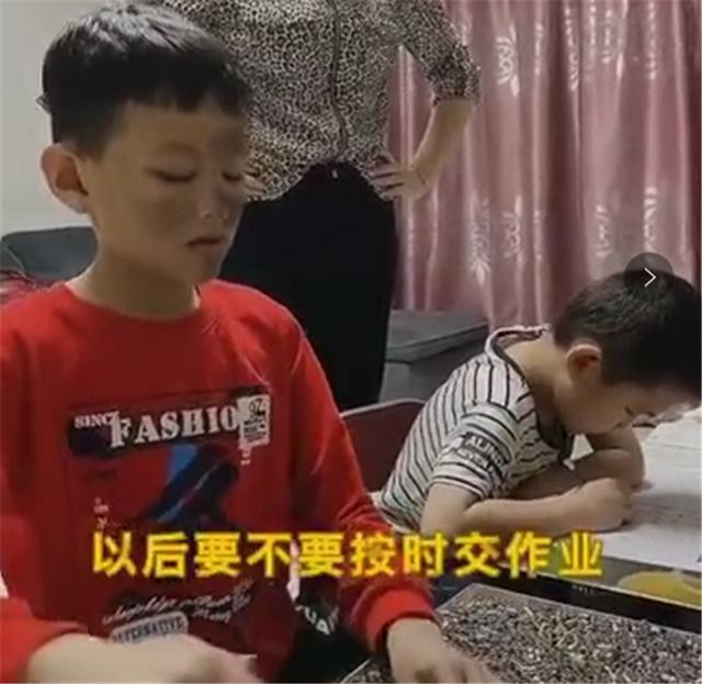 你的育儿经：孩子不想上学，“硬核妈妈”机智应对，不打不骂一招解决问题