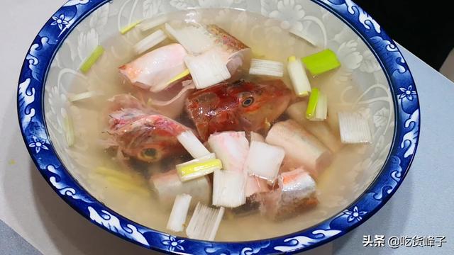 炖鱼时，要牢记“1放3不放”，炖出的鱼汤浓肉香味道正，没腥味