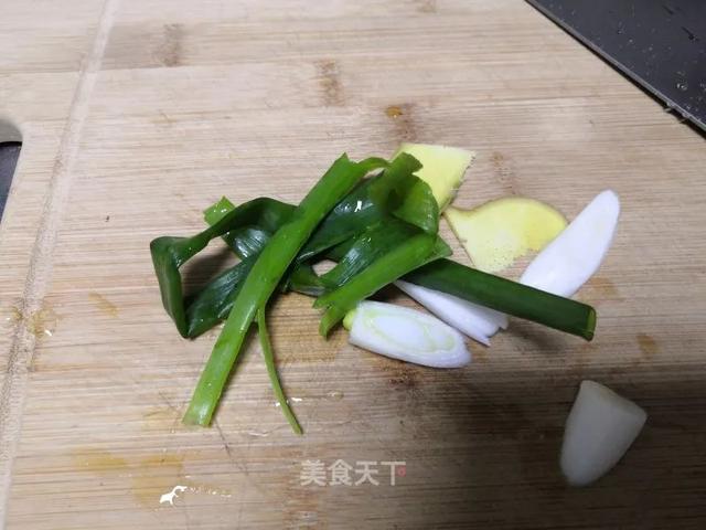 糖醋排骨：经典做法，爱吃肉肉的宝宝绝对不能错过