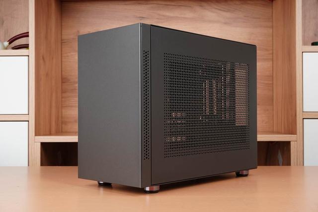 好久没有遇到令人心情澎湃的机箱了，先马趣造双平台搭建（上篇）