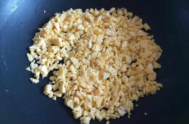 冬天，就馋这“菜团子”，粗粮细作，全面营养，比吃馒头强多了