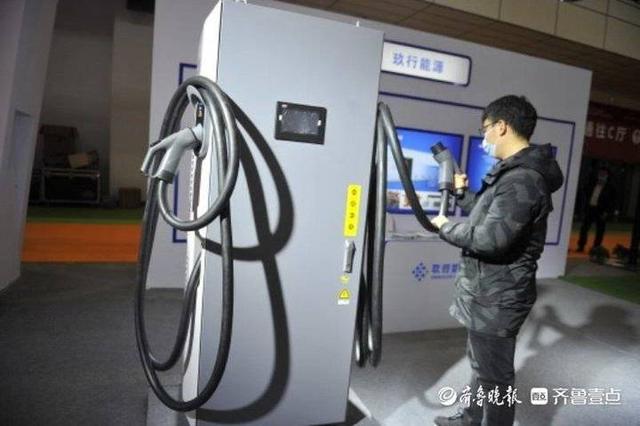 纯电动重卡亮相，未来3年济南将添1100处集中式充换电场站