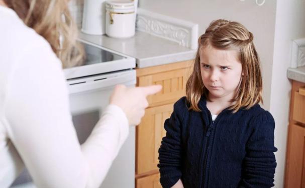 适度自卑，或许让孩子更优秀，别把自卑当作“病”