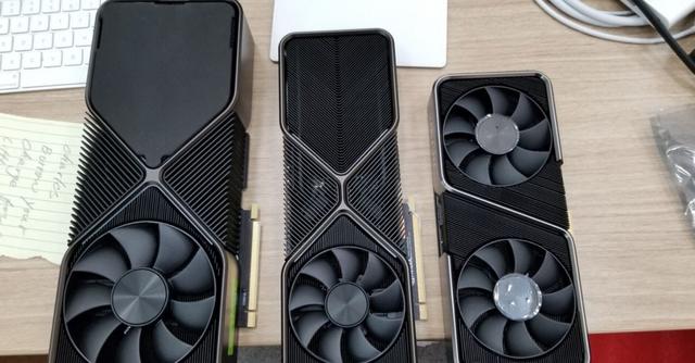 RTX3080要铺货！AMD新卡跑分曝光，连3090都顶不住