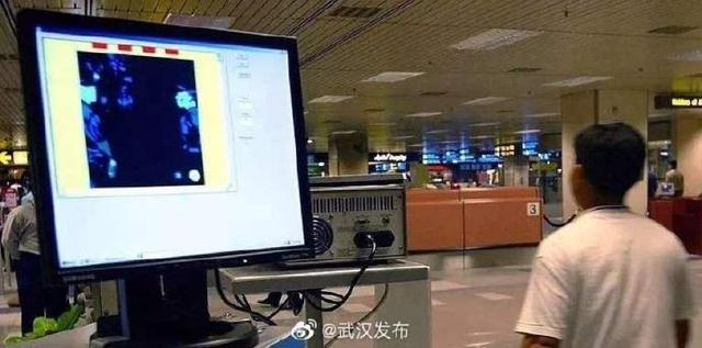 #健康学堂#超震撼！疫情防控战场涌现“黑科技”