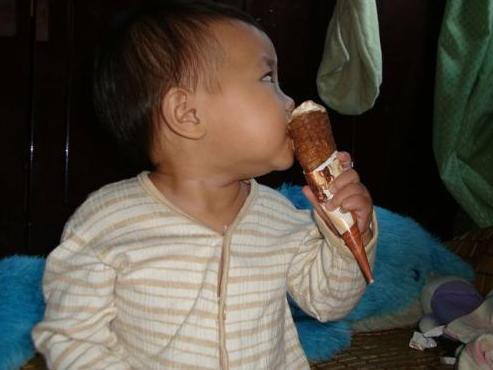 【超级宝妈】带娃要会消积食，做好“二少二多”，孩子脾胃好、少生病
