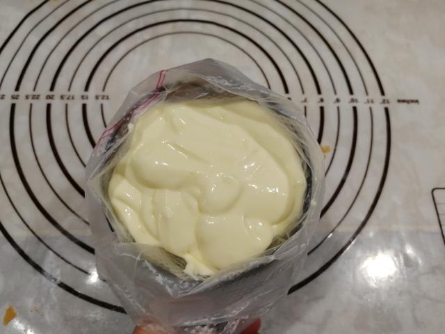 好吃的半熟芝士，需要一点耐心，软糯可口味道好，下午茶必备