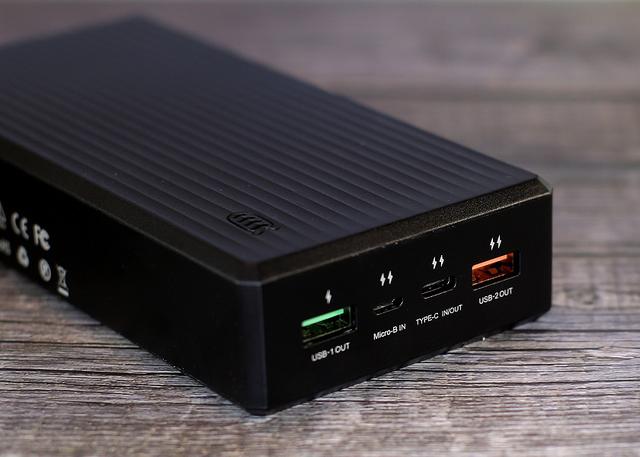 彻底告别电量焦虑，奥睿科30000毫安时充电宝