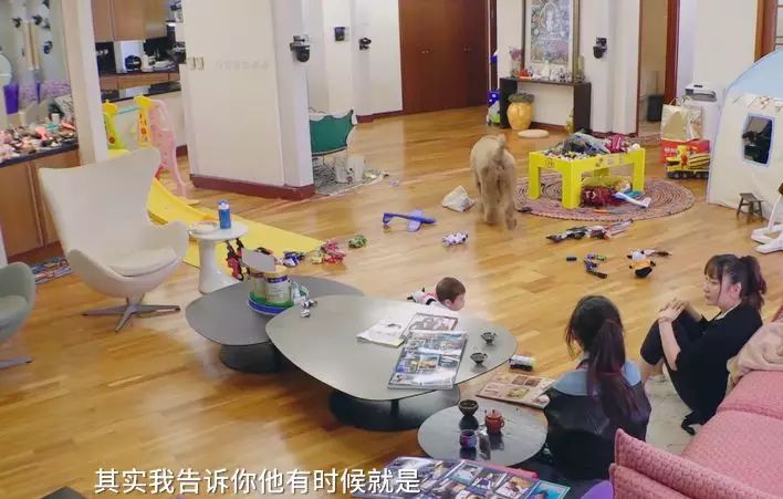 暖先生格调▲蔡少芬狠心逼6岁女儿下厨,竟遭上万网友谩骂:为什么让孩子做饭,我想这才是最完美的答案