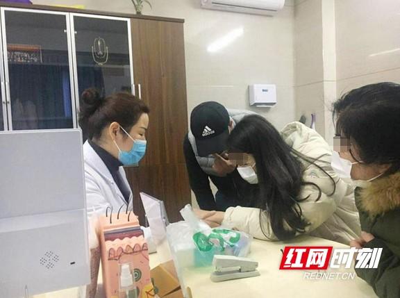 任慧|00后女孩手上疤痕成“拦住虎”超脉冲技术助力从军梦