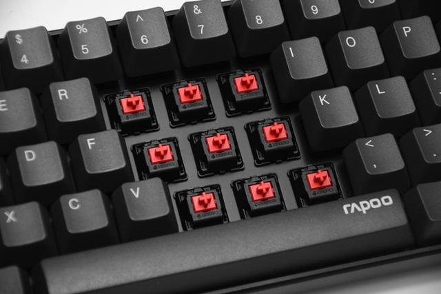 樱桃轴、加厚PBT键帽，雷柏的第一款60%机械键盘没让我失望