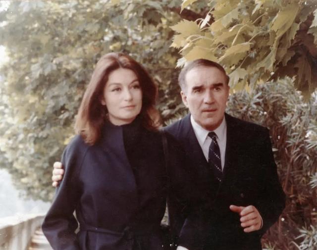 传奇演员米歇尔·皮科利去世，曾获戛纳电影节最佳男主角澎湃新闻