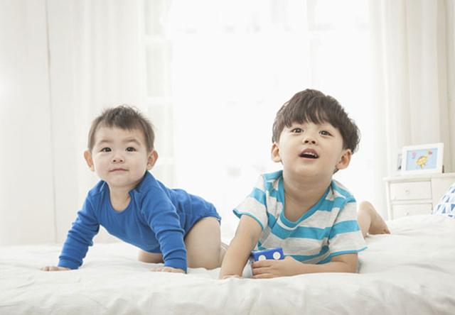 【超级宝妈】二胎不能随意生，大宝处于这个年纪，恭喜你！生二胎正合适