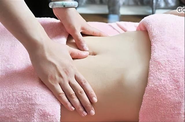 一切慢性病都可以在腹部找到阻滞点（硬块、痛点），揉开就好