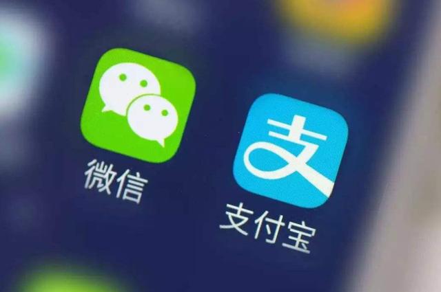 完全不受刘强东影响，京东借央行成功上位？支付宝和微信沦为看客