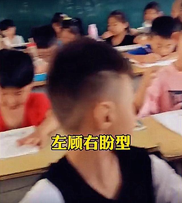 小学生“首次考试”火了，考场秒变交流会，发呆的喝水的就没考的