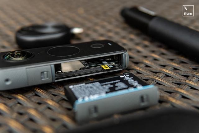 Insta360 One X2 全景相机体验：器小活好