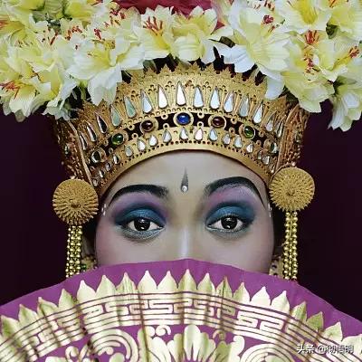 [趣旅游]巴厘岛，作为印度洋上一颗最闪亮的明珠，在最美的时光遇到你