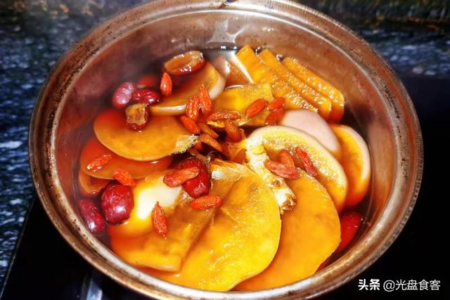 越是天冷此汤越要喝，煮一煮就好，爽口解油腻，尤其女生要多喝