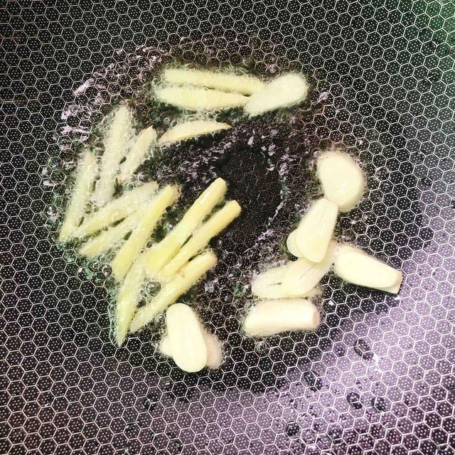 超级宝妈▲家里条件再差也要给孩子吃它，每周吃2次，补钙健脑，长高个