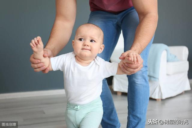 超级宝妈▲宝宝学走路需要注意什么?这些问题要注意,避开那些学步误区