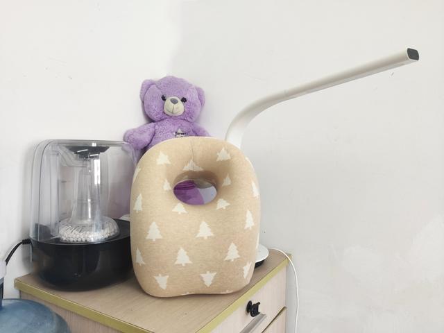 超级宝妈@儿童树洞午睡枕:保护孩子颈椎,有效避免驼背耸肩,告别手臂酸麻