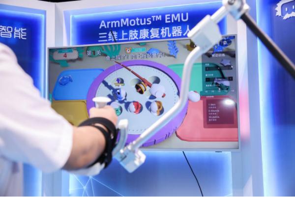 康复|康复机器人改变康复模式，更多残疾人有望“站起来”